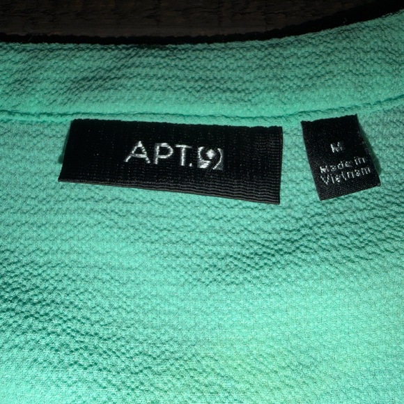 Women's size medium, Apt. 9 Mint Button Down Women's Shirt, top, blouse - Picture 6 of 6